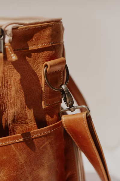 Liam Nappy Bag - Full-Grain Leather 2